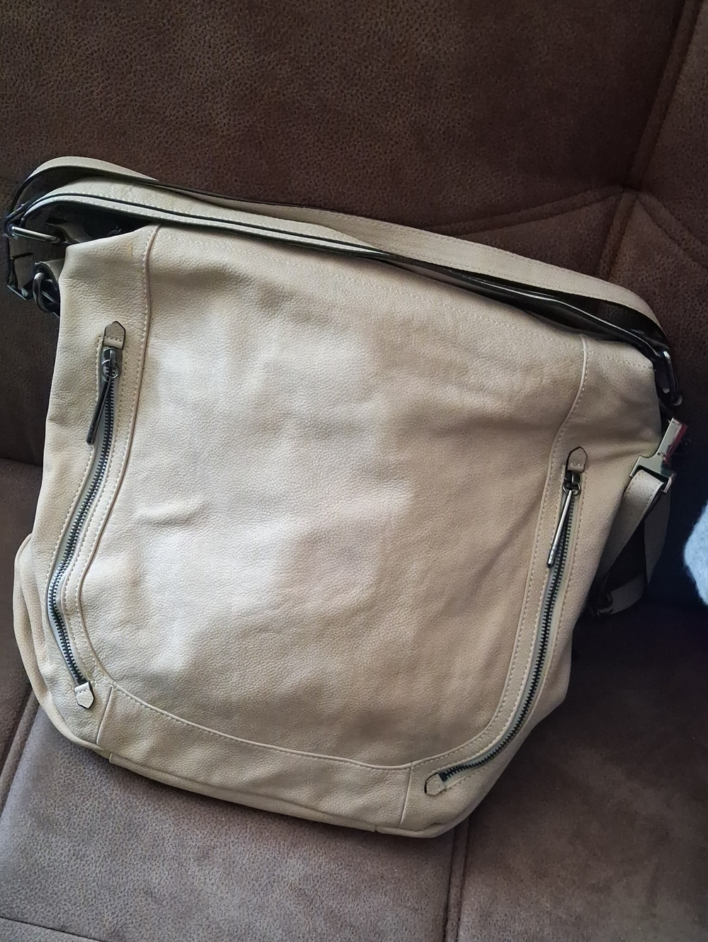 Elliott Lucca Beige Caviar Leather Crossbody Messenger Bag W/ Gunmetal Hardware
